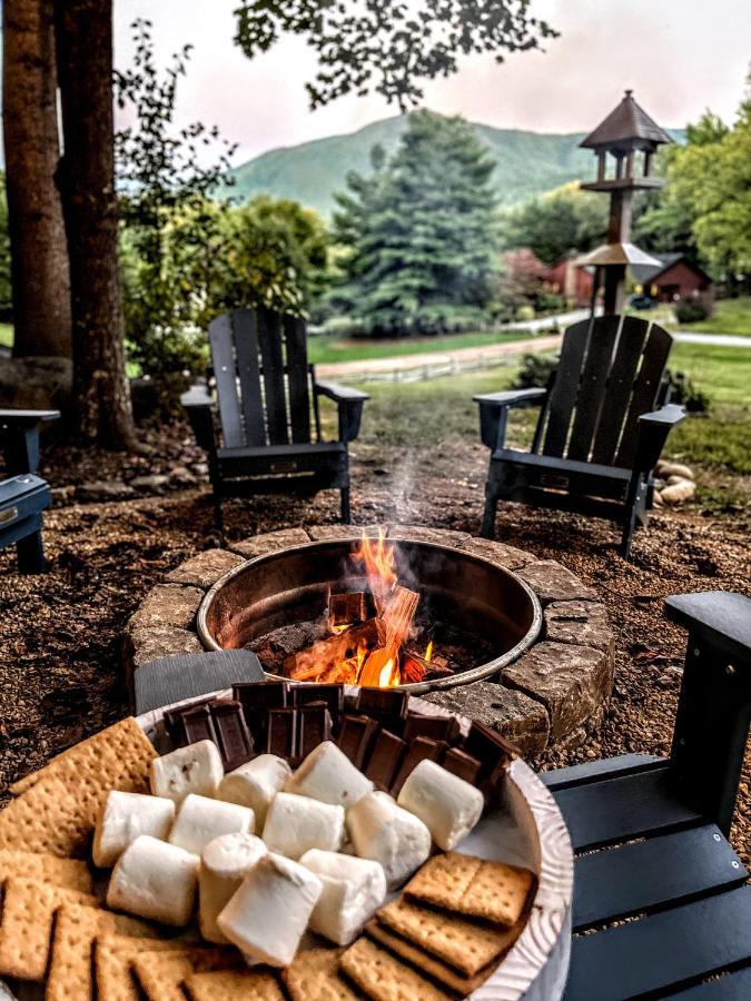 Ole Smoky Bnb - Game Room, Hot Tub, Mtn Views! Pigeon Forge Exterior foto