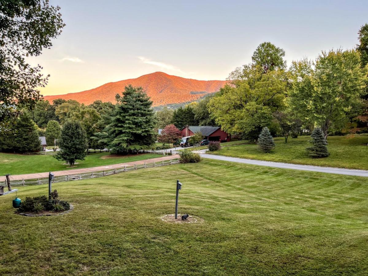 Ole Smoky Bnb - Game Room, Hot Tub, Mtn Views! Pigeon Forge Exterior foto