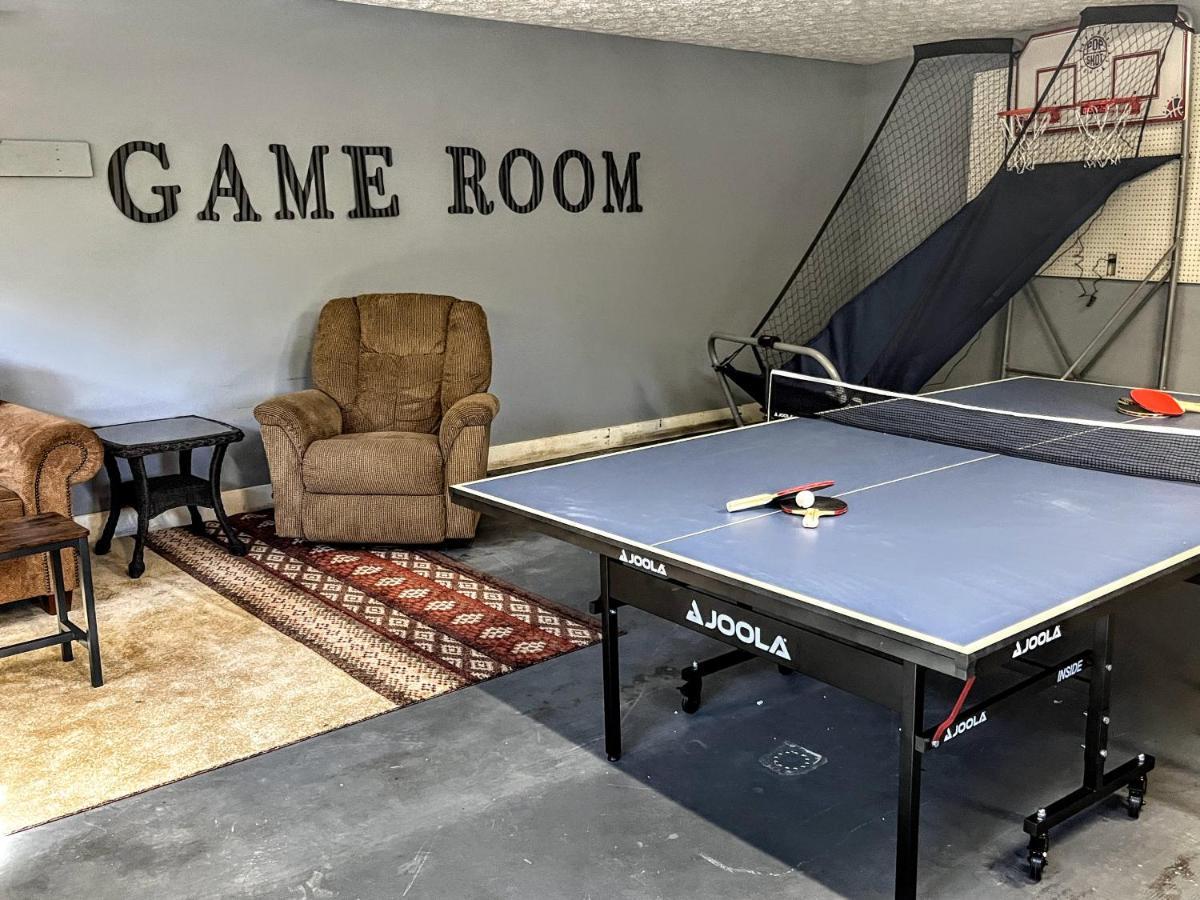 Ole Smoky Bnb - Game Room, Hot Tub, Mtn Views! Pigeon Forge Exterior foto
