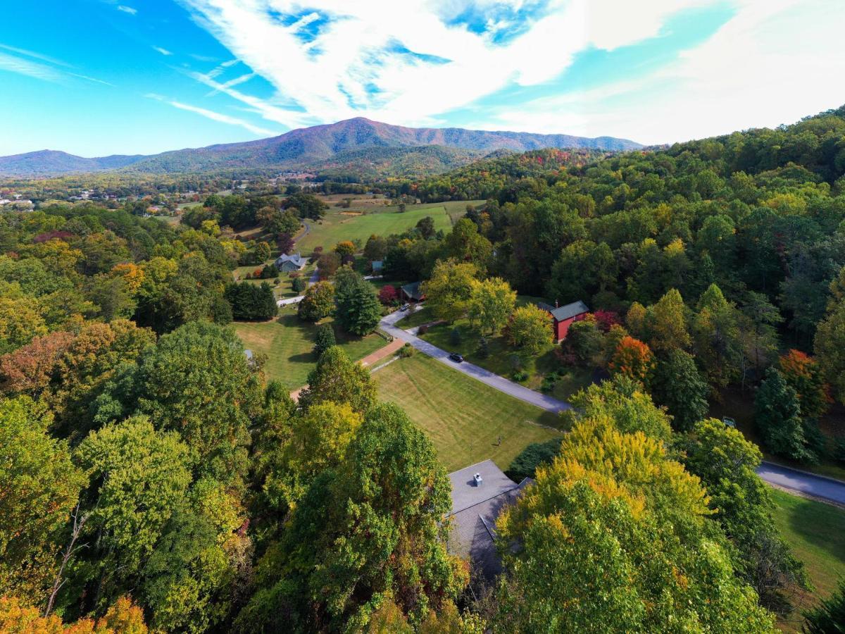 Ole Smoky Bnb - Game Room, Hot Tub, Mtn Views! Pigeon Forge Exterior foto