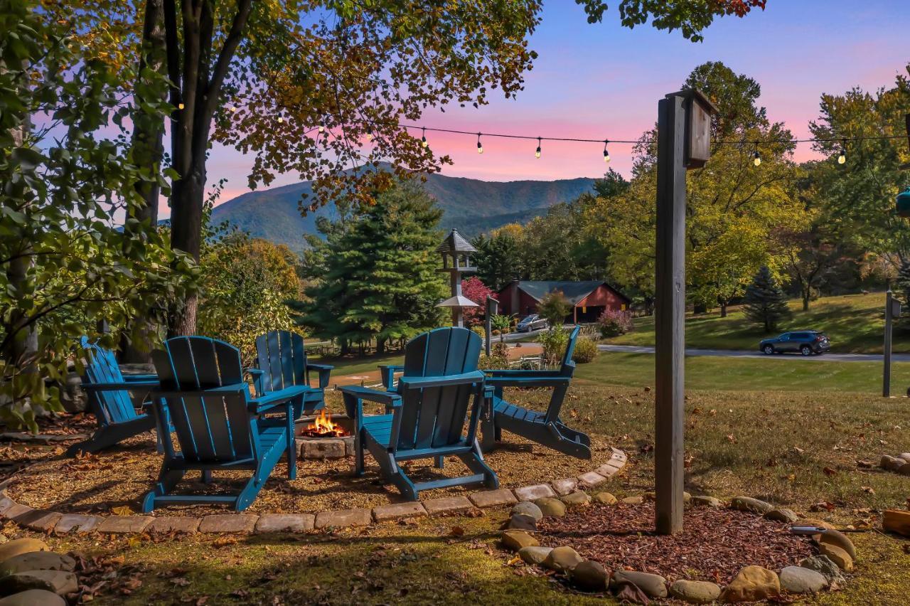 Ole Smoky Bnb - Game Room, Hot Tub, Mtn Views! Pigeon Forge Exterior foto