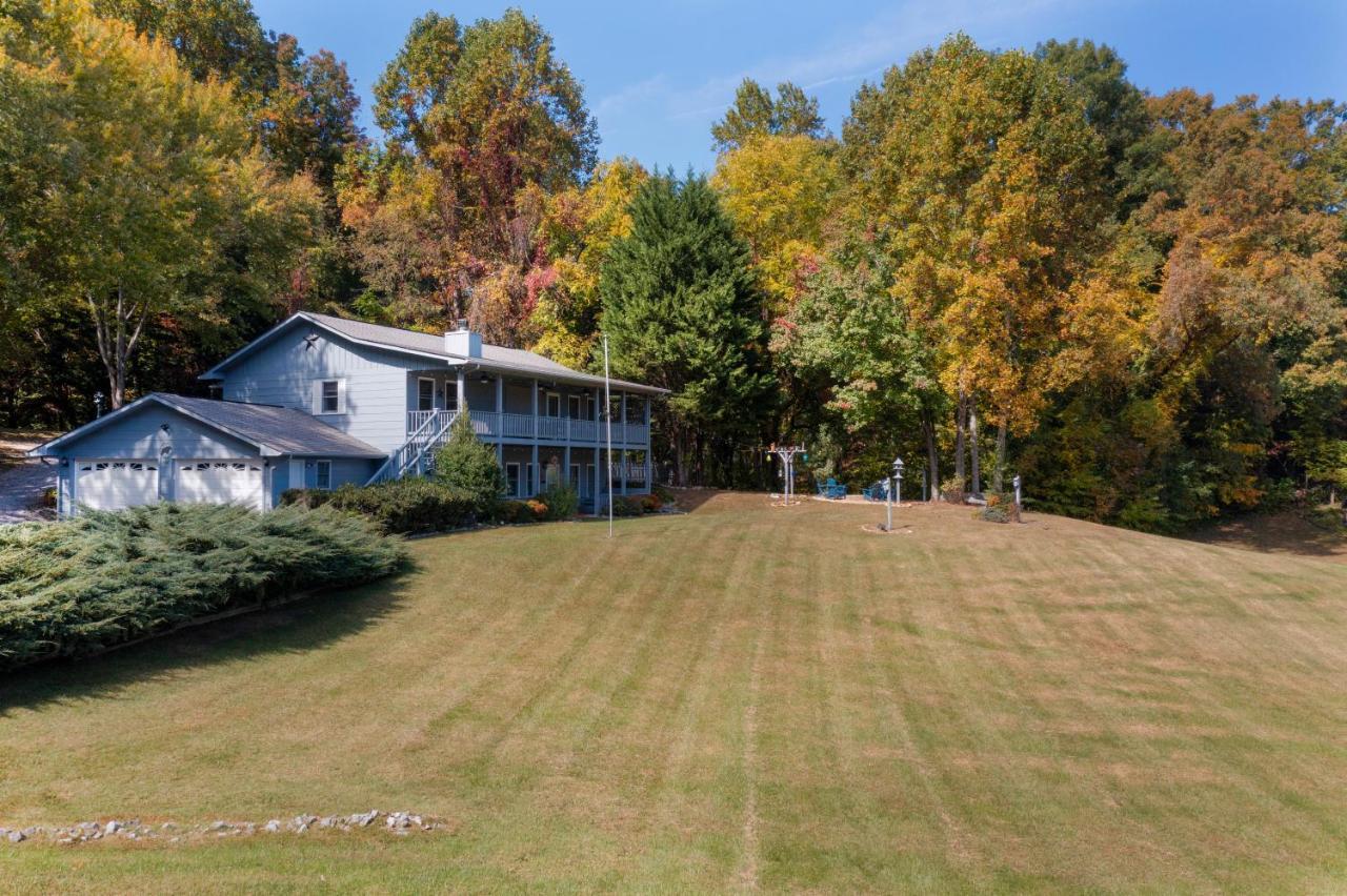 Ole Smoky Bnb - Game Room, Hot Tub, Mtn Views! Pigeon Forge Exterior foto
